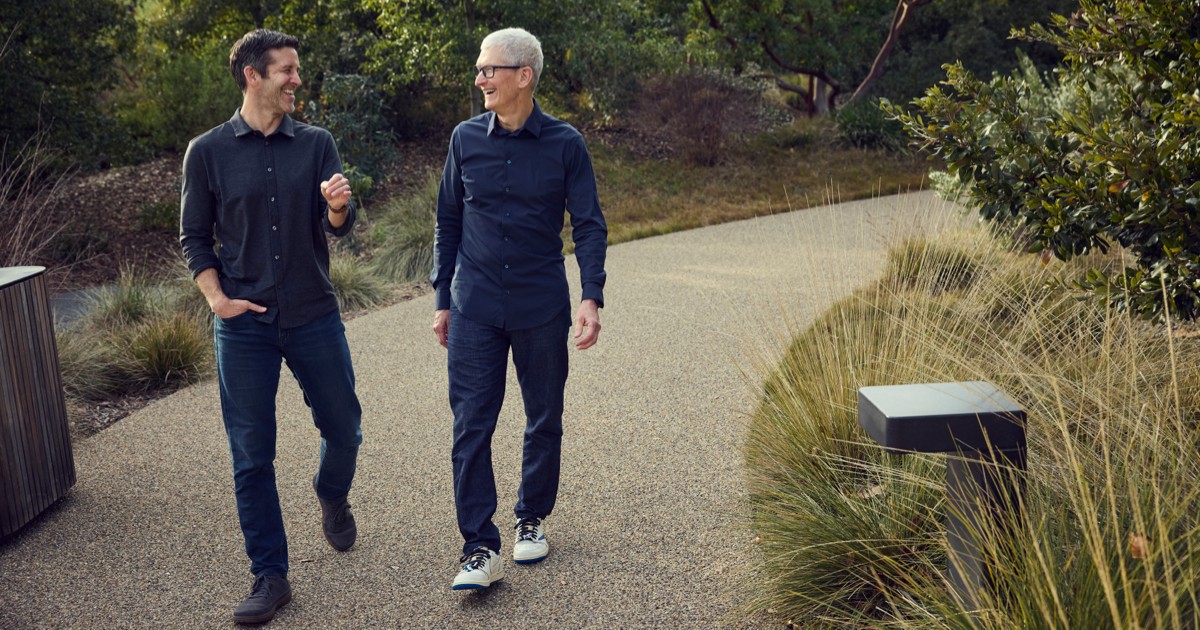 Apple-John-Ternus-Tim-Cook_lp.jpg.og_.jpg